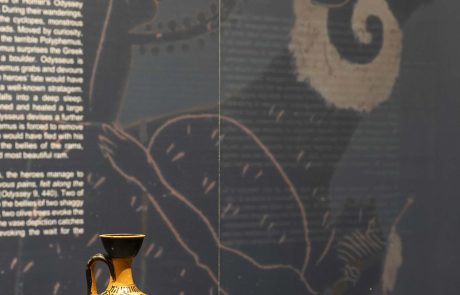 MG_5 Odisseo e il caprone di Polifemo (ph. Angelo Pitrone)