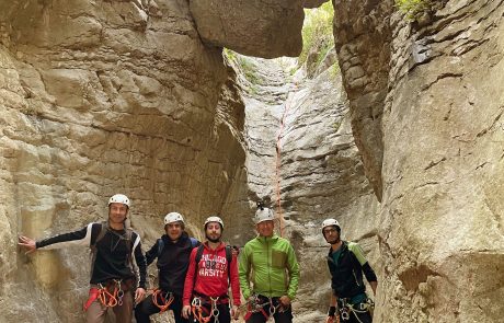 DRY CANYONING